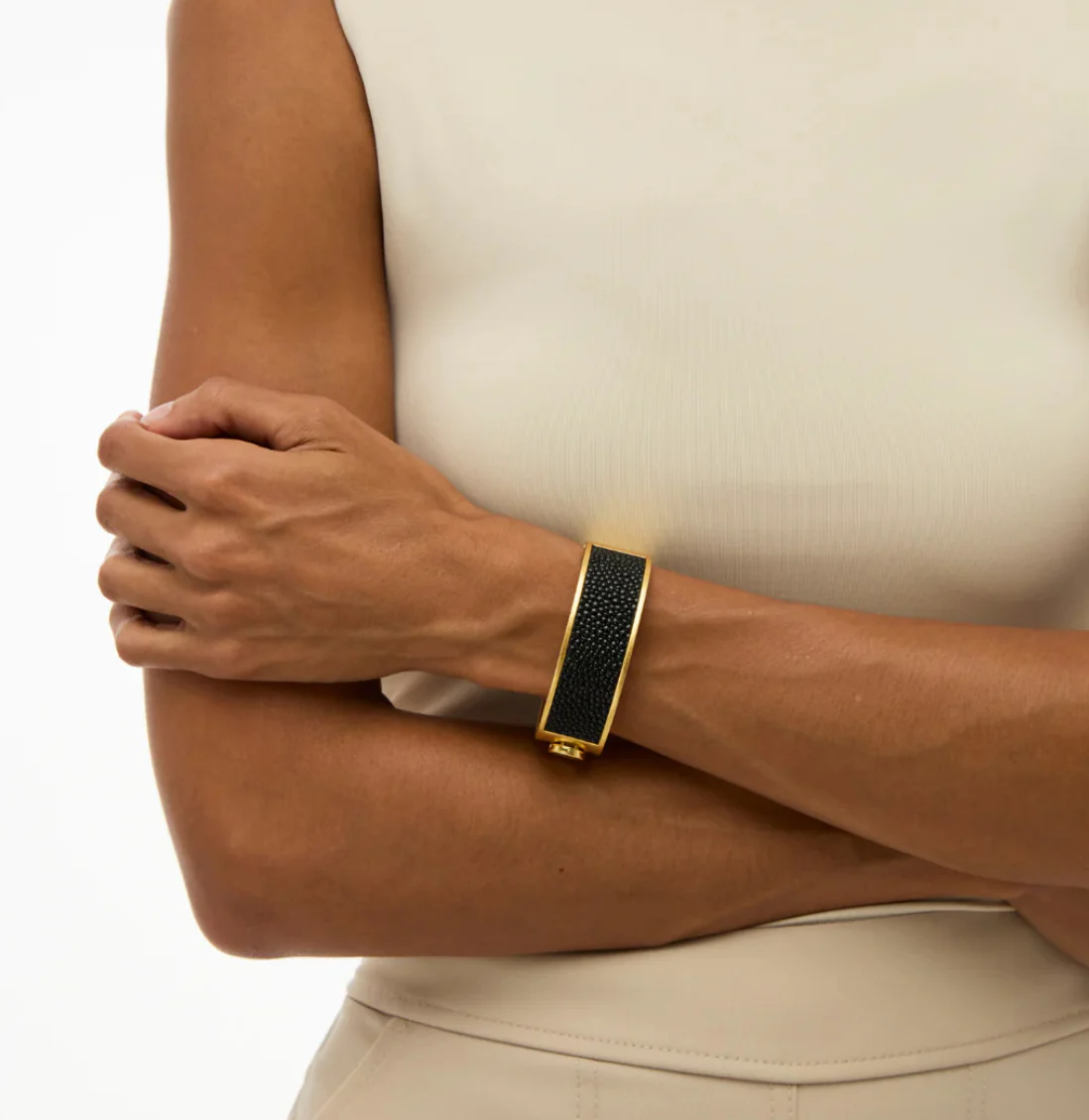 Gianna Stingray Hinge Cuff - Image 2