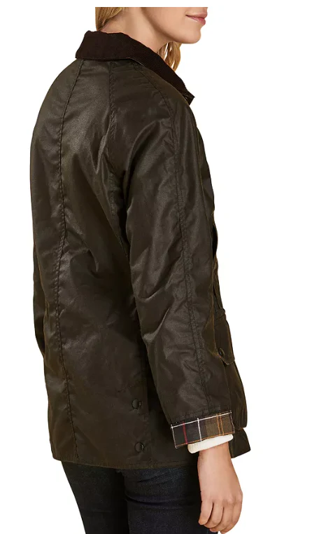 Women's Classic Beadnell Wax Jacket - Image 4
